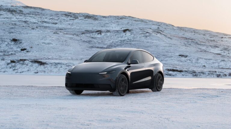Tesla запускает более доступный и дальнобойный Model Y