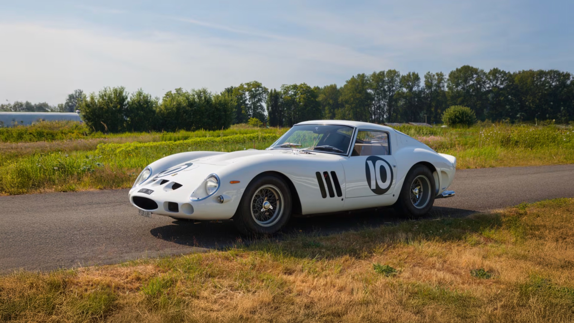 Ferrari 250 GTO в Белом Цвете: Уникальное Прошлое &mdash; изображение 2