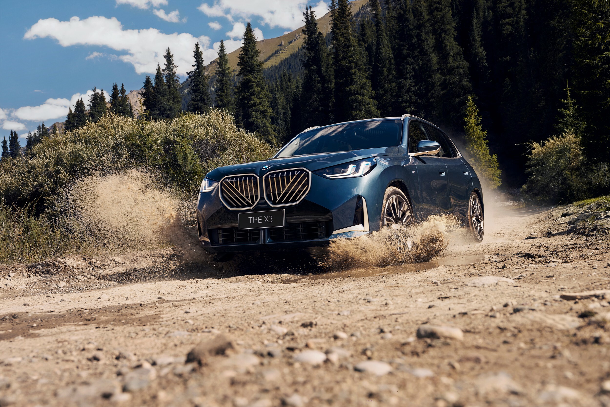 Скандал на китайском рынке: BMW и другие бренды снижают цены