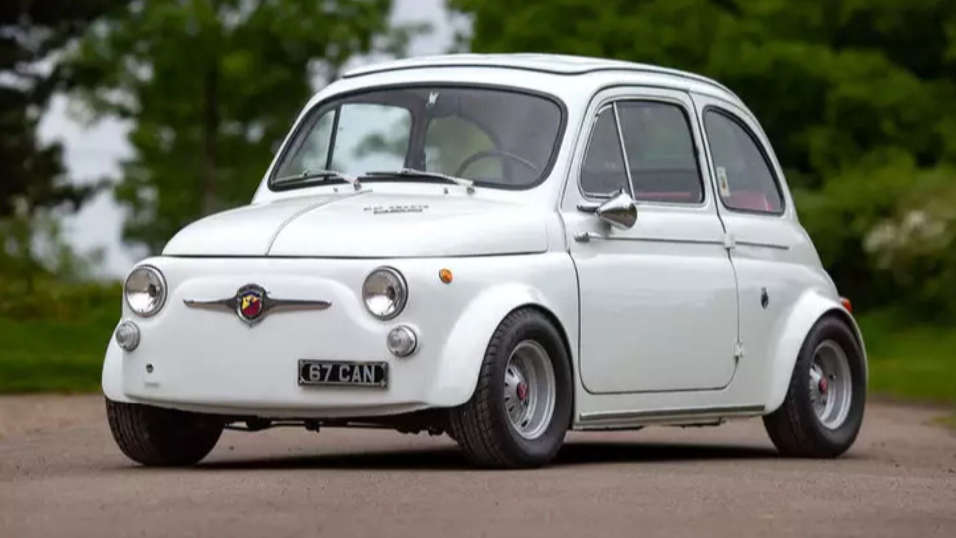 Fiat 500 Abarth: горячий хэтчбек по доступной цене