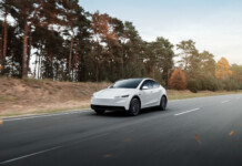 Обзор Tesla Model Y Performance: Лучшая комплектация лучшего автомобиля?