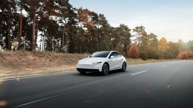 Обзор Tesla Model Y Performance: Лучшая комплектация лучшего автомобиля?