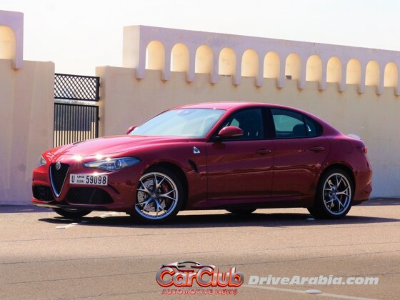 Alfa Romeo Giulia Quadrifoglio 2018: четырёхдверный суперкар, которому поручили спасти легендарную марку — первый взгляд из ОАЭ — изображение 1