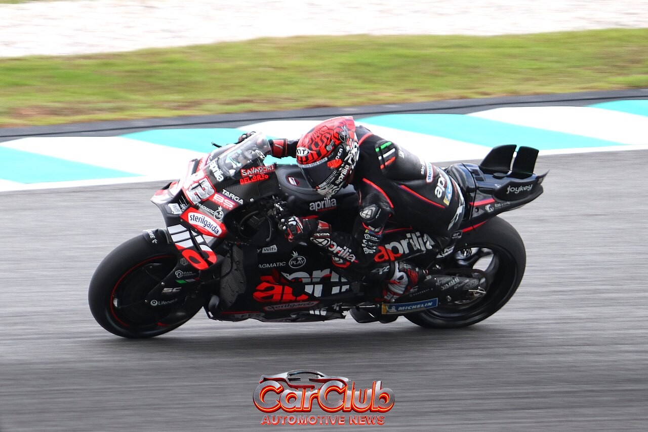 Aprilia гоночный байк