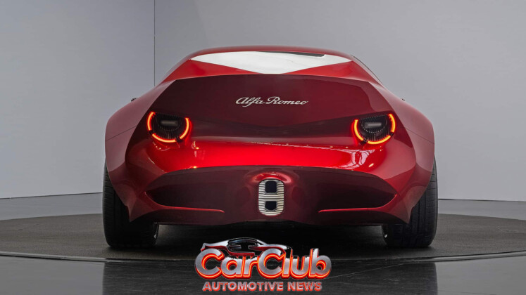 Задняя часть Alfa Romeo Cuorerosso